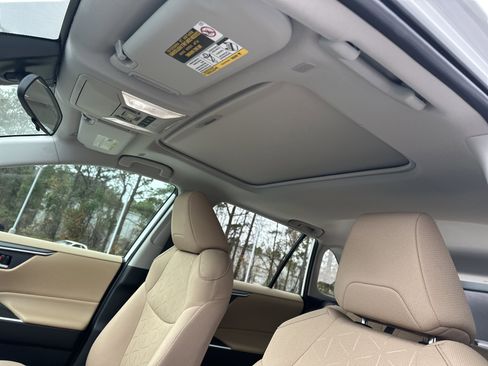 Certified 2025 Toyota RAV4 XLE image 28