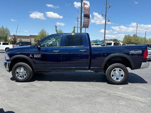 Used 2018 RAM 2500 Tradesman w/ Chrome Appearance Group AWD/4WD image 8