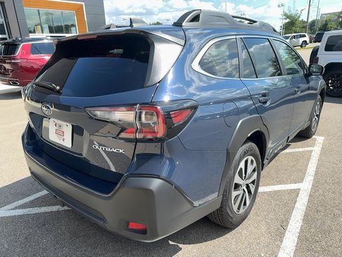 Certified 2024 Subaru Outback Premium image 8