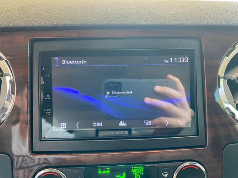 Used 2009 Ford F250 Lariat image 27