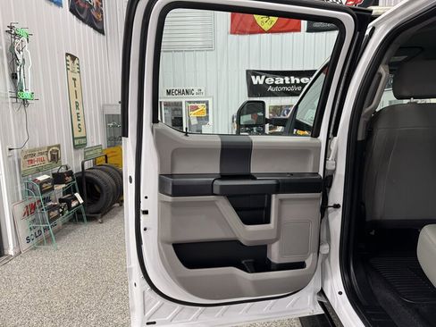 Used 2017 Ford F250 XL w/ Power Equipment Group image 23