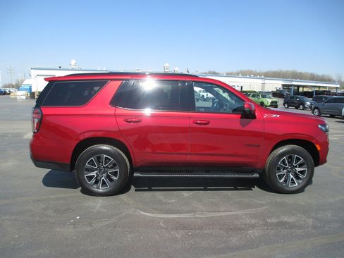 Used 2021 Chevrolet Tahoe Z71 w/ Luxury Package image 4