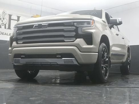 New 2026 Chevrolet Silverado 1500 High Country AWD/4WD image 4