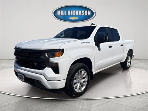 Used 2022 Chevrolet Silverado 1500 Custom image 3