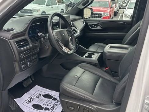 Used 2023 Chevrolet Tahoe Z71 w/ Luxury Package image 22