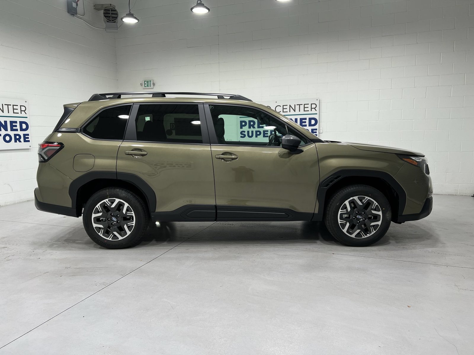 New 2026 Subaru Forester Premium AWD/4WD image 9