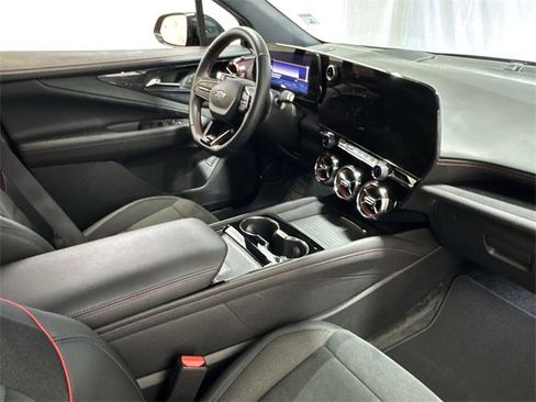 Certified 2024 Chevrolet Blazer EV RS image 29