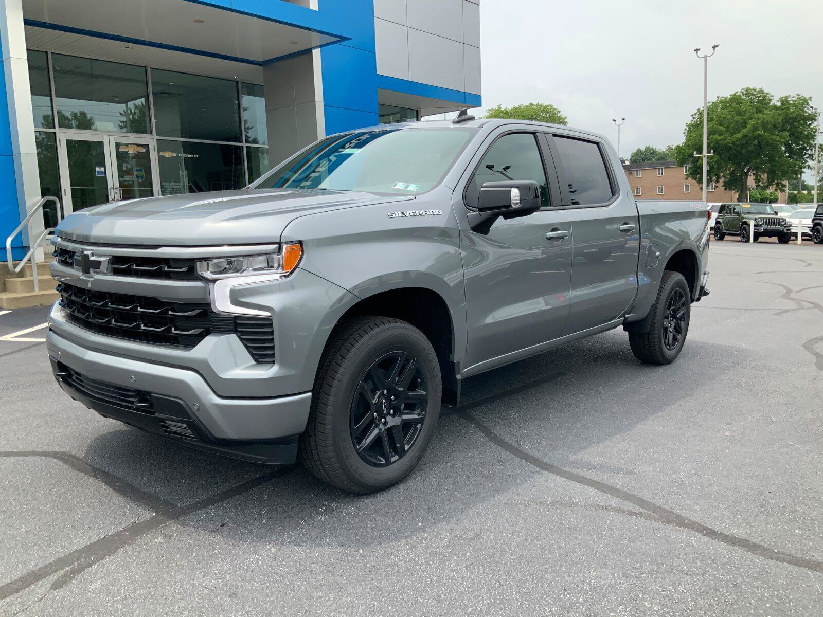 New 2026 Chevrolet Silverado 1500 RST w/ RST All Star Premium Package AWD/4WD image 3