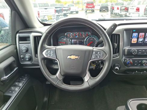Used 2017 Chevrolet Silverado 1500 LT w/ LT Eassist Package AWD/4WD image 10