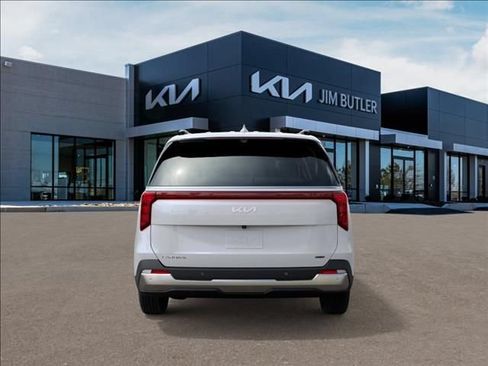 New 2027 Kia Carnival SX FWD image 5