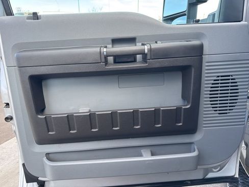 Used 2016 Ford F250 XL w/ Power Equipment Group image 12