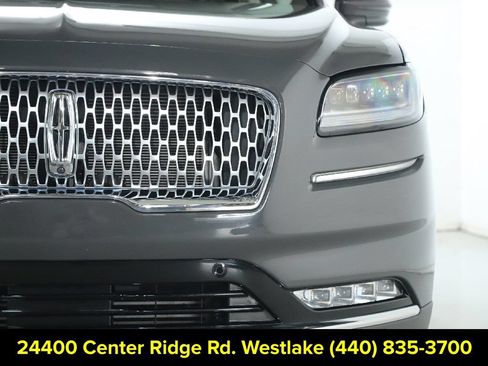 Certified 2023 Lincoln Nautilus Black Label AWD/4WD image 8