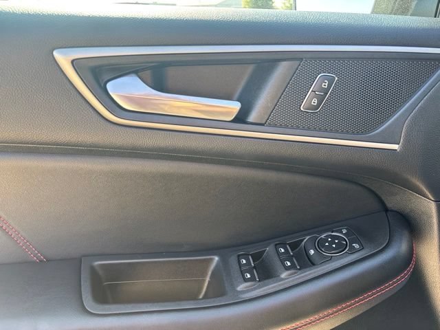 Used 2022 Ford Edge ST-Line AWD/4WD image 14
