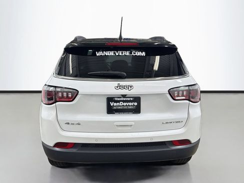 Used 2024 Jeep Compass Limited AWD/4WD image 8