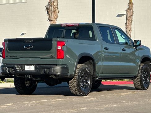 New 2026 Chevrolet Silverado 1500 ZR2 w/ ZR2 Bison Edition image 4