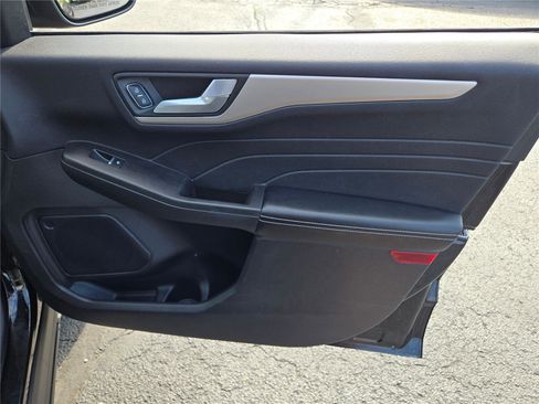 Used 2021 Ford Escape SEL image 6