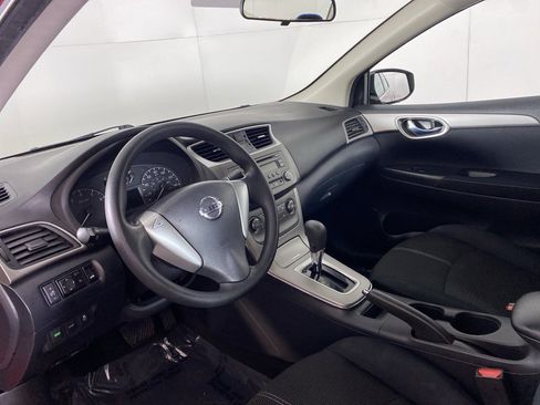Used 2014 Nissan Sentra S image 12