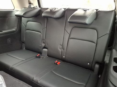 New 2026 Nissan Pathfinder SL image 30