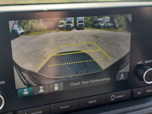 Used 2025 Honda Accord SE image 17