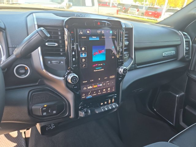 Used 2026 RAM 2500 Laramie AWD/4WD image 11