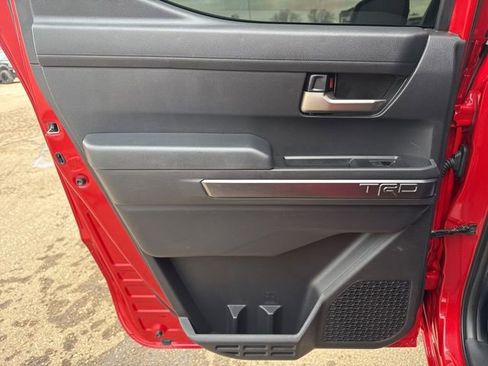 Used 2024 Toyota Tacoma TRD Off-Road image 17