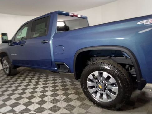 New 2026 Chevrolet Silverado 2500 Custom w/ Custom Convenience Package image 8