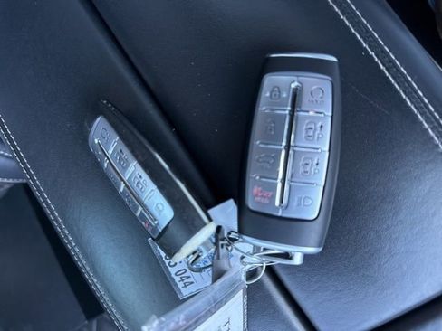 Used 2023 Genesis GV80 3.5T w/ Prestige Package image 28