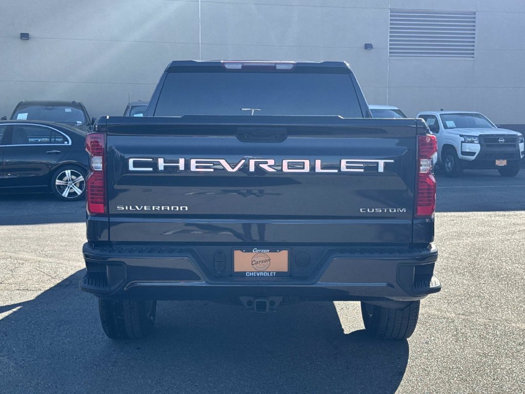 Used 2023 Chevrolet Silverado 1500 Custom RWD image 4
