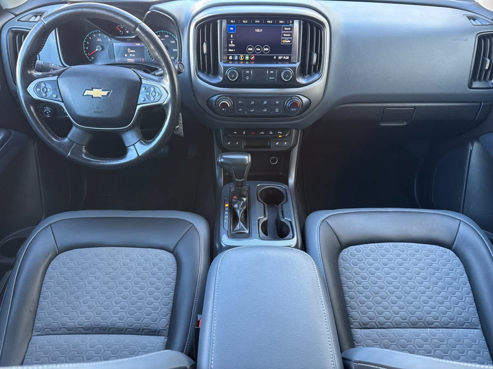 Used 2019 Chevrolet Colorado Z71 AWD/4WD image 3