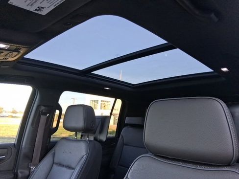 Used 2023 GMC Yukon XL Denali w/ LPO, Floor Liner Package image 18