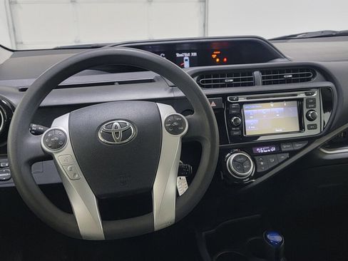 Used 2016 Toyota Prius C Persona Series image 12