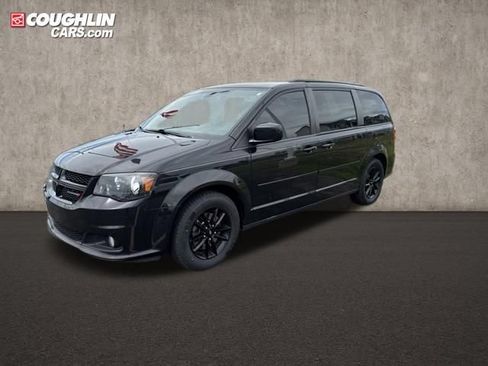 Used 2019 Dodge Grand Caravan GT FWD image 1