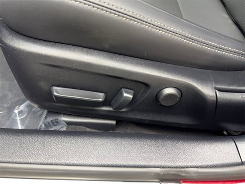 Used 2025 Lexus IS 300 w/ Premium Package image 30