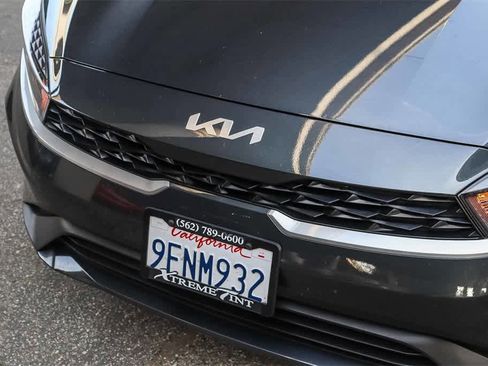 Used 2023 Kia Forte LXS image 8