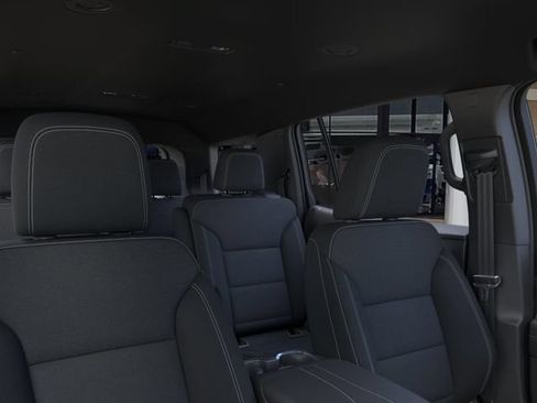 New 2026 Chevrolet Traverse LT w/ Driver Confidence Package FWD image 24