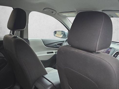 Used 2023 Chevrolet Equinox LT image 18