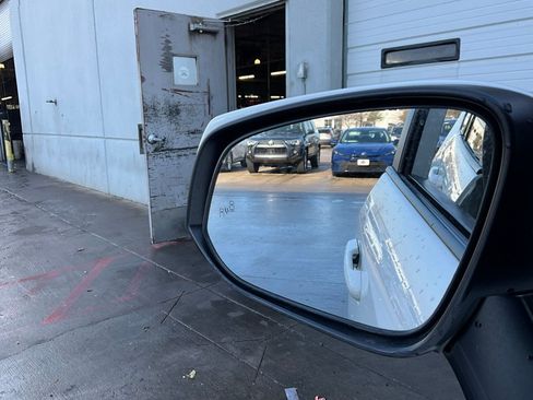 Used 2025 Toyota RAV4 XLE image 19