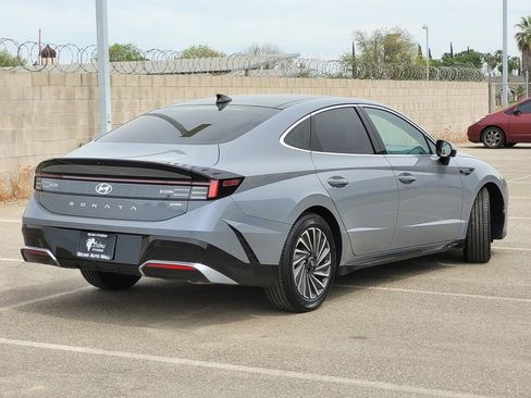 New 2026 Hyundai Sonata Limited image 4
