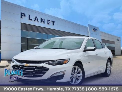 Used 2024 Chevrolet Malibu LT FWD image 1
