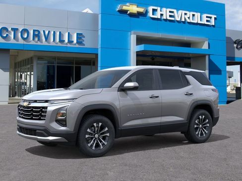 New 2026 Chevrolet Equinox LT FWD image 2