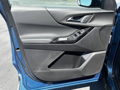 New 2027 Chevrolet Equinox LT AWD/4WD image 3