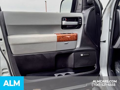 Used 2021 Toyota Sequoia Platinum RWD image 12
