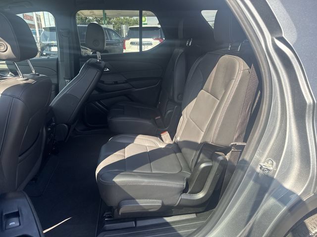 Used 2024 Chevrolet Traverse RS AWD/4WD image 25