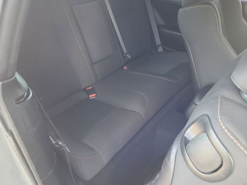 Used 2019 Dodge Challenger SXT image 27