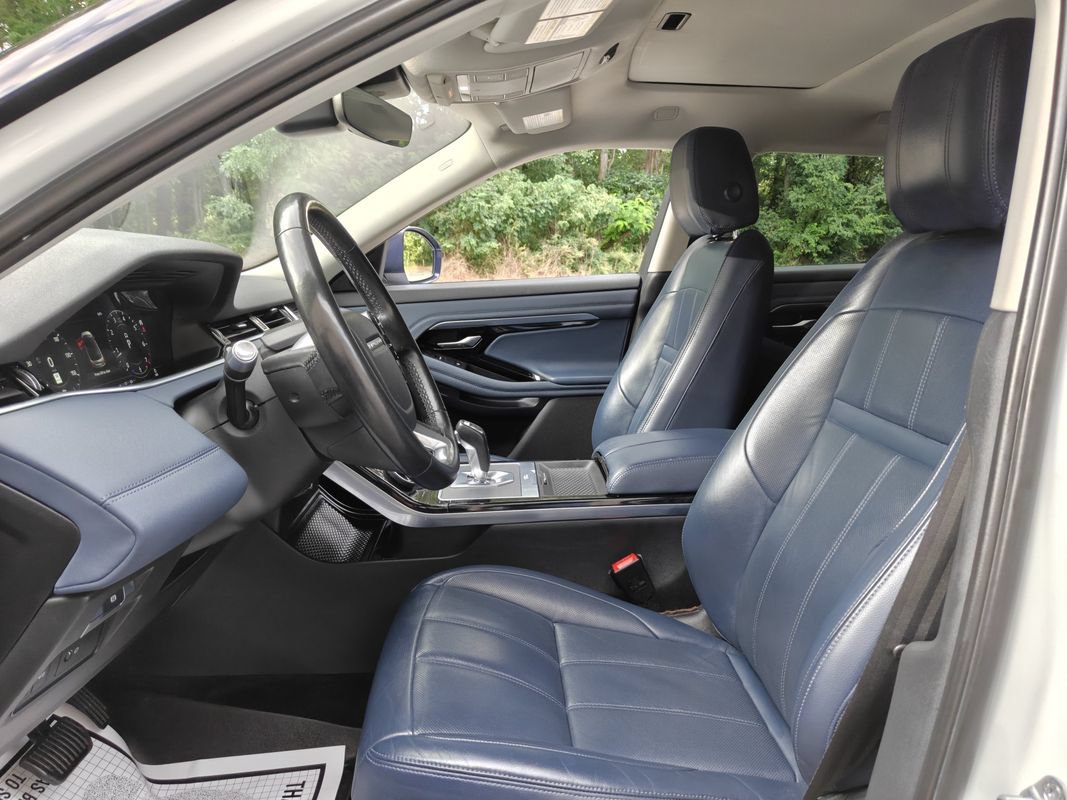 Used 2020 Land Rover Range Rover Evoque SE AWD/4WD image 12