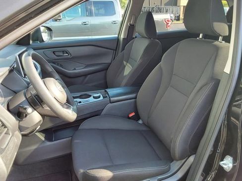 Used 2024 Nissan Rogue S AWD/4WD image 19