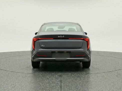 Used 2025 Kia K4 FWD image 7