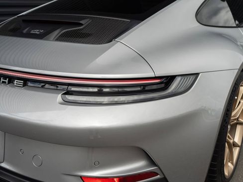 Used 2022 Porsche 911 GT3 image 14