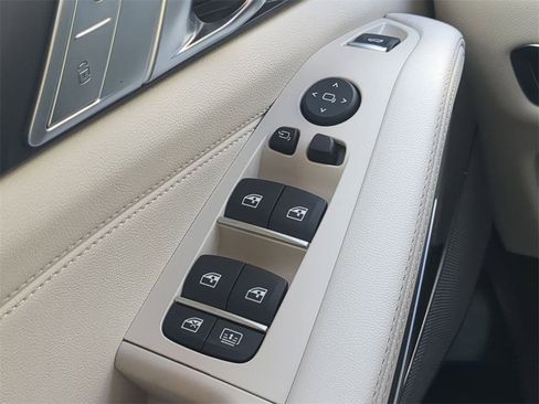 New 2026 BMW X7 xDrive40i w/ M Sport Package image 25