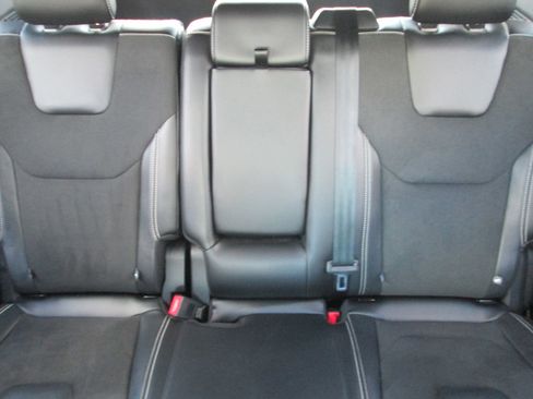 Used 2019 Ford Edge ST w/ Equipment Group 401A AWD/4WD image 14